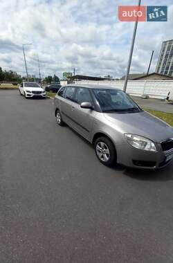 Универсал Skoda Fabia 2009 в 
