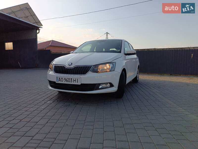 Універсал Skoda Fabia 2015 в Мукачевому
