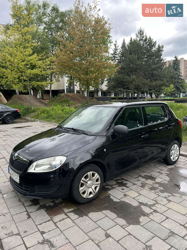 Хетчбек Skoda Fabia 2011 в Львові