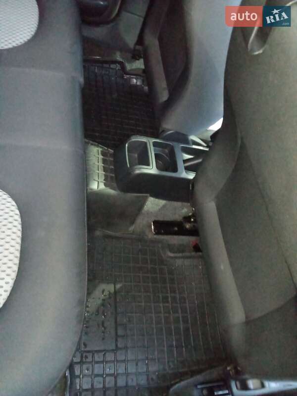 Хетчбек Skoda Fabia 2003 в Вінниці фото 10 Хетчбек Skoda Fabia 2003 в Вінниці