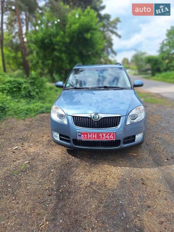 Універсал Skoda Fabia 2009 в Києві