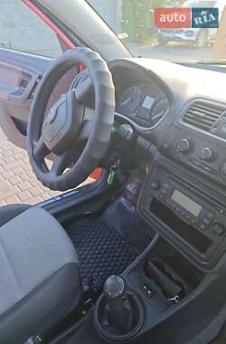 Хэтчбек Skoda Fabia 2009 в 