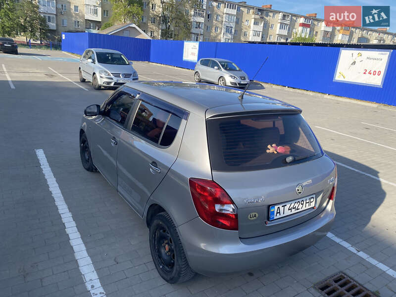 Хэтчбек Skoda Fabia 2007 в Калуше