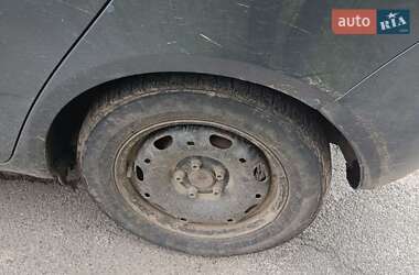 Хетчбек Skoda Fabia 2010 в 
