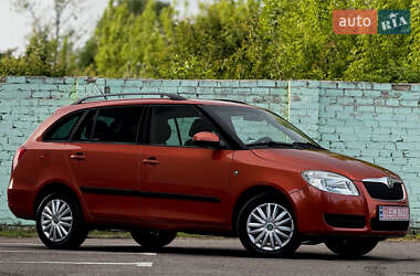 Универсал Skoda Fabia 2008 в Дубно