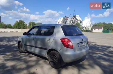 Хэтчбек Skoda Fabia 2008 в 