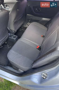 Хэтчбек Skoda Fabia 2012 в 