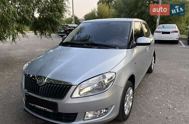 Хэтчбек Skoda Fabia 2012 в 