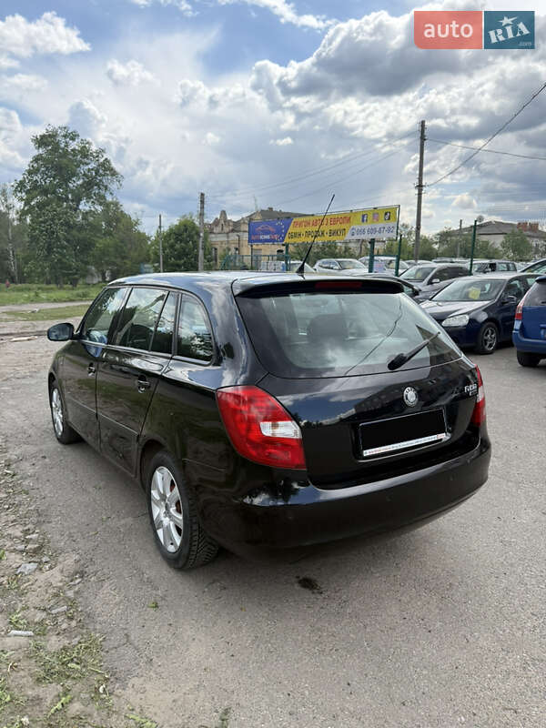 Универсал Skoda Fabia 2008 в Сумах