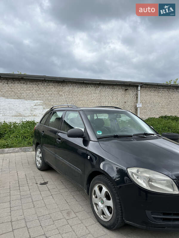 Универсал Skoda Fabia 2009 в Львове фото 4 Универсал Skoda Fabia 2009 в Львове