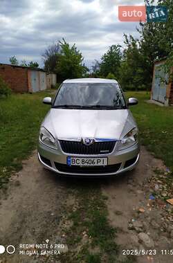Хэтчбек Skoda Fabia 2013 в 