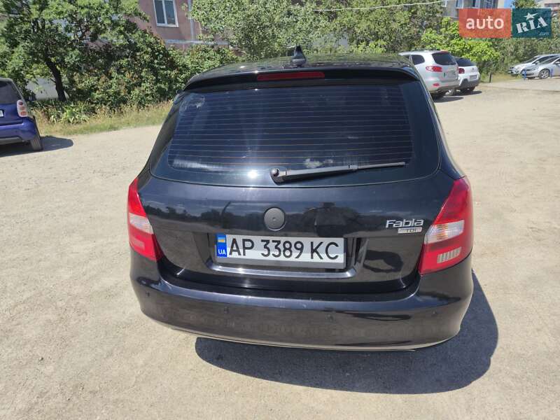 Универсал Skoda Fabia 2010 в Запорожье