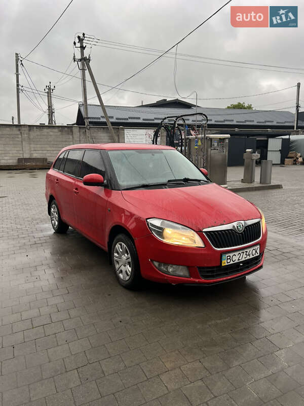 Универсал Skoda Fabia 2011 в 