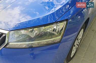 Хэтчбек Skoda Fabia 2019 в 