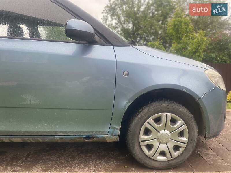 Універсал Skoda Fabia 2008 в Тернополі