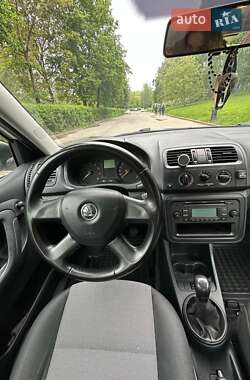 Хэтчбек Skoda Fabia 2013 в 