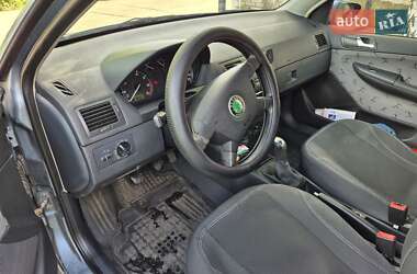 Седан Skoda Fabia 2002 в 