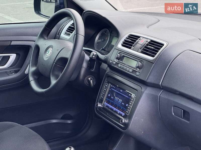 Хетчбек Skoda Fabia 2008 в Запоріжжі