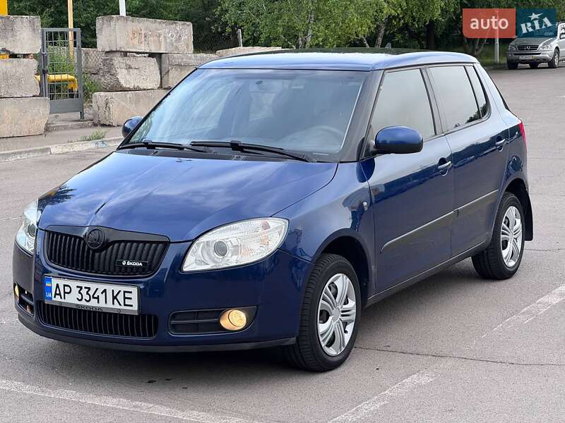 Хетчбек Skoda Fabia 2008 в Запоріжжі