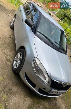 Универсал Skoda Fabia 2010 в 