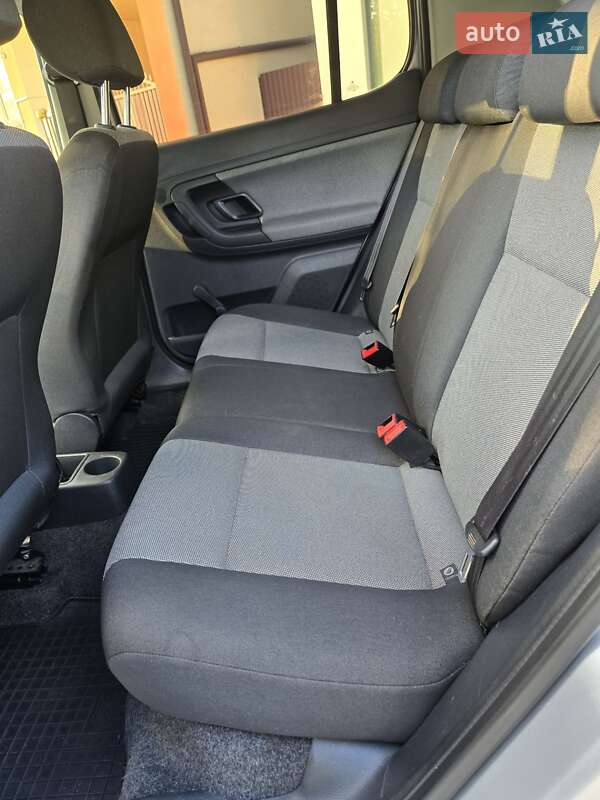 Хэтчбек Skoda Fabia 2012 в Мукачево