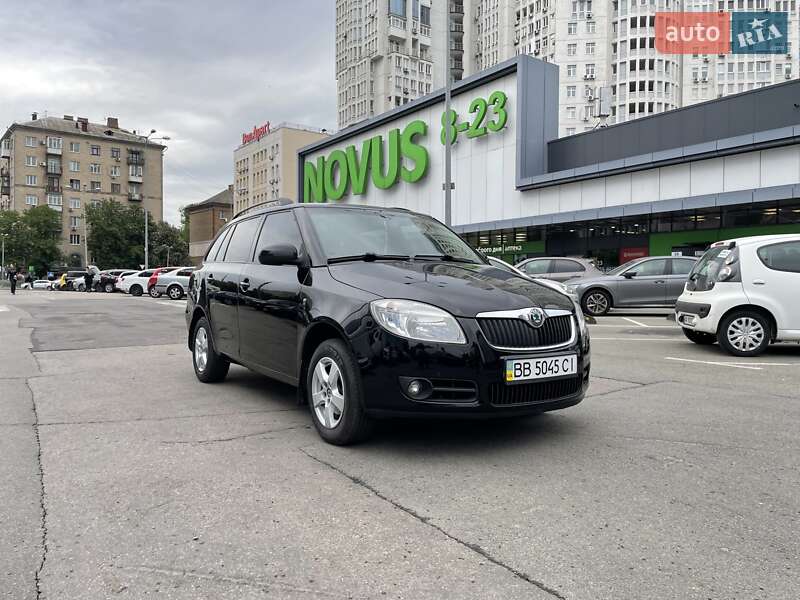 Универсал Skoda Fabia 2008 в Киеве
