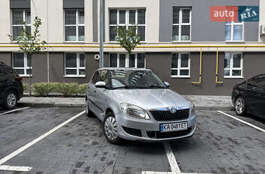 Хэтчбек Skoda Fabia 2010 в Киеве