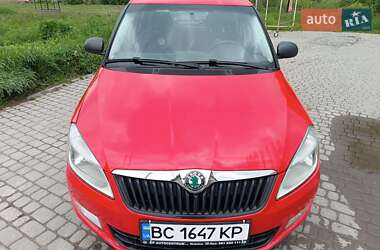 Хетчбек Skoda Fabia 2012 в 