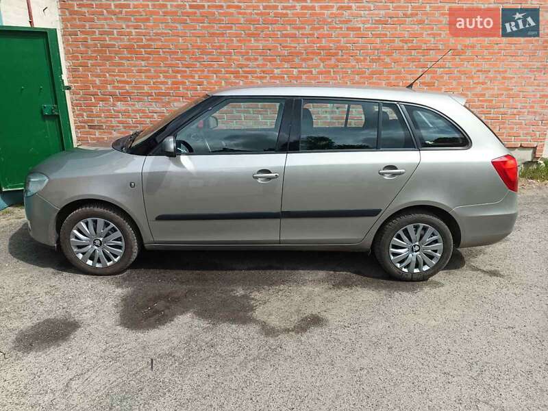 Універсал Skoda Fabia 2008 в 