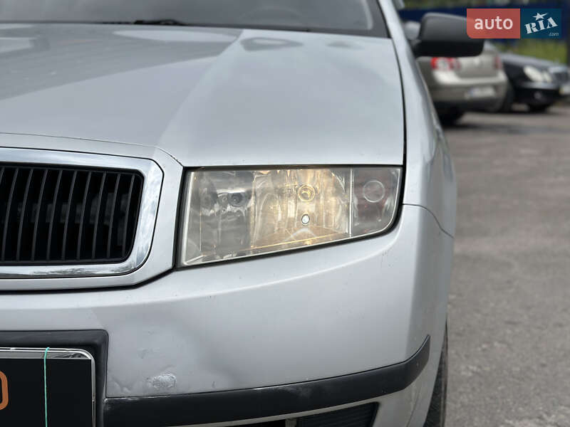 Хетчбек Skoda Fabia 2002 в Шептицькому