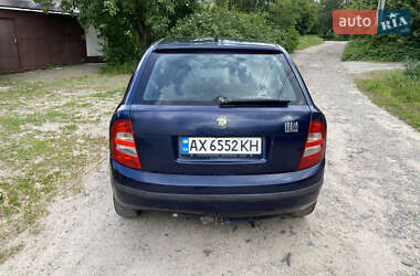 Хетчбек Skoda Fabia 2000 в 