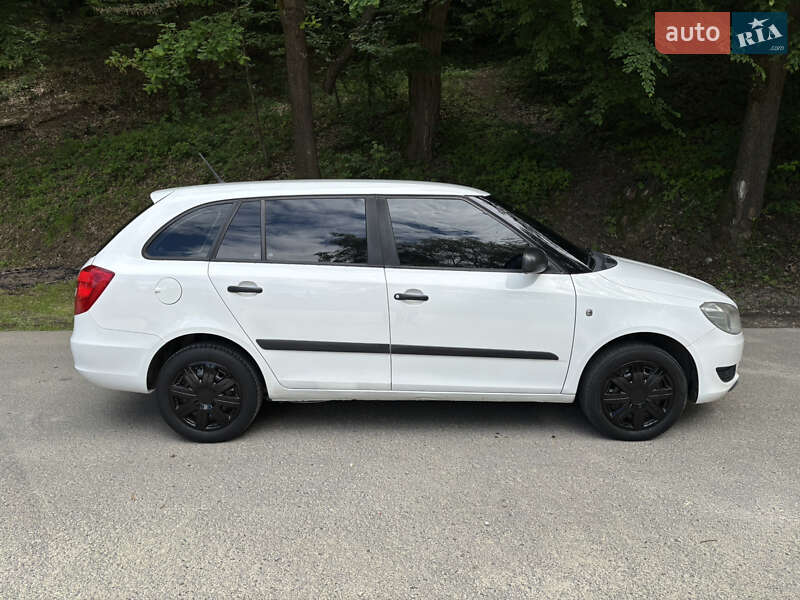 Універсал Skoda Fabia 2011 в Нижній Апші