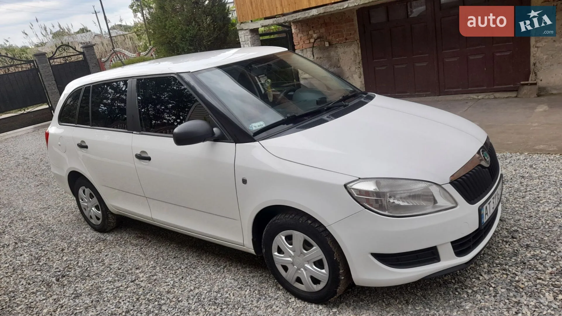 2011 Skoda Fabia - мініатюра 18
