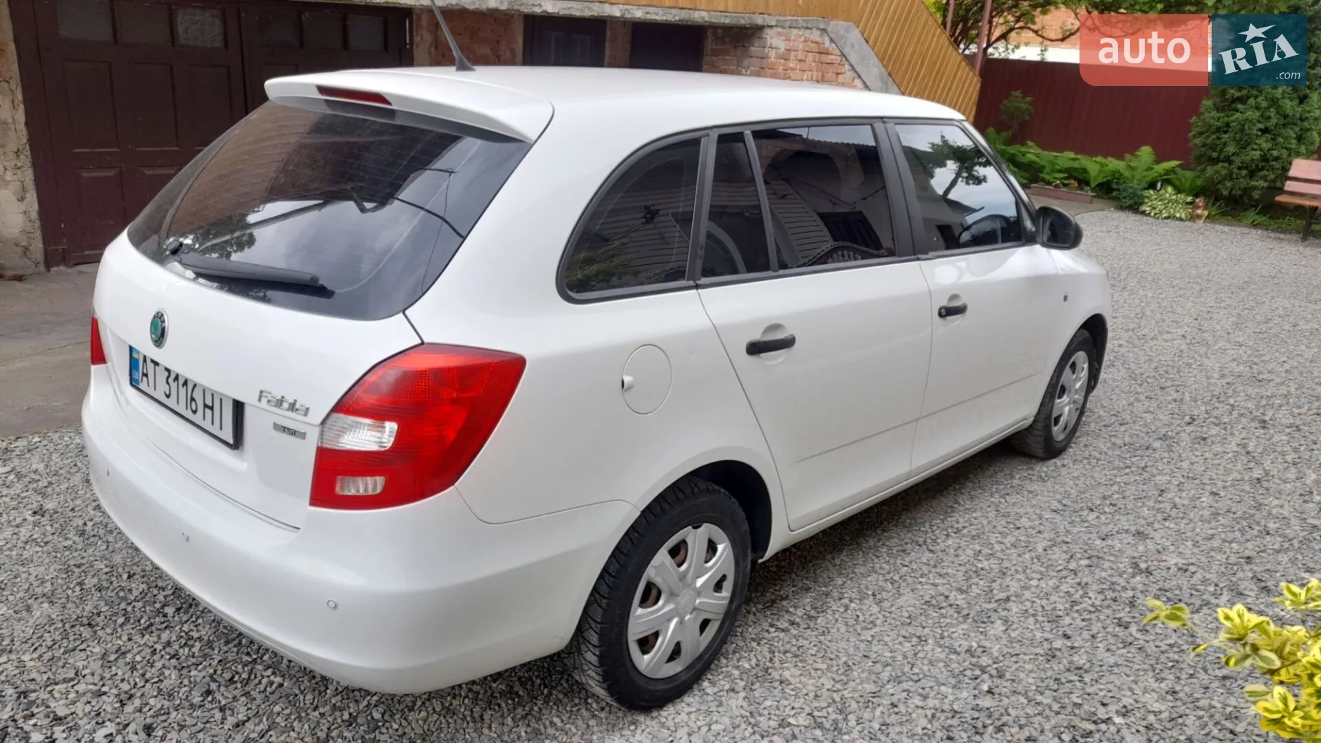 2011 Skoda Fabia - мініатюра 13