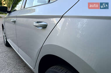 Хэтчбек Skoda Fabia 2019 в 