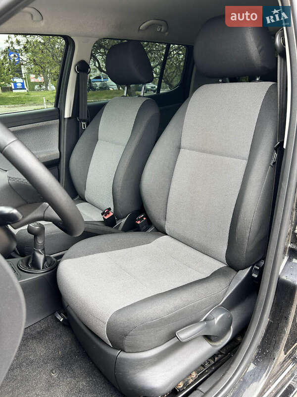 Хетчбек Skoda Fabia 2010 в Сумах
