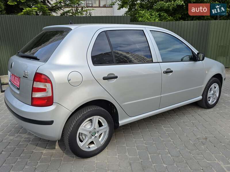 Хэтчбек Skoda Fabia 2006 в Тернополе
