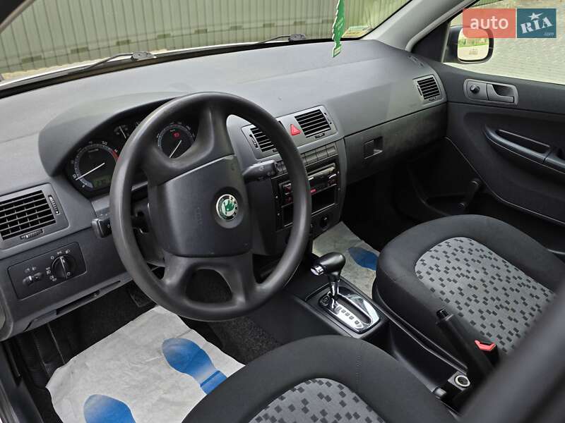 Хэтчбек Skoda Fabia 2006 в Тернополе