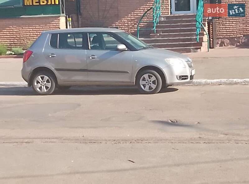 Хэтчбек Skoda Fabia 2008 в Нежине