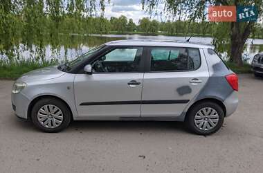Хэтчбек Skoda Fabia 2008 в 