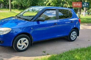 Хэтчбек Skoda Fabia 2008 в 