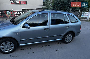 Универсал Skoda Fabia 2002 в 