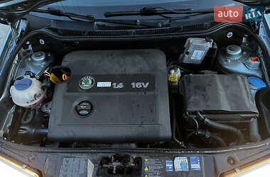 Универсал Skoda Fabia 2002 в 