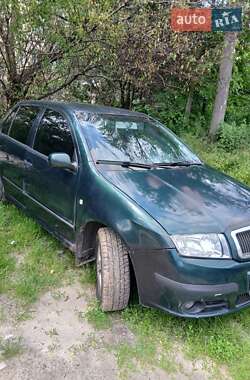 Седан Skoda Fabia 2003 в Буче