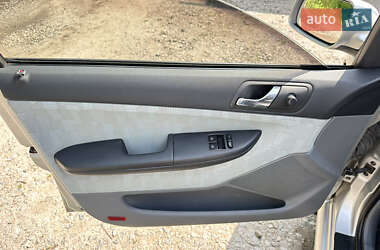Хэтчбек Skoda Fabia 2001 в 