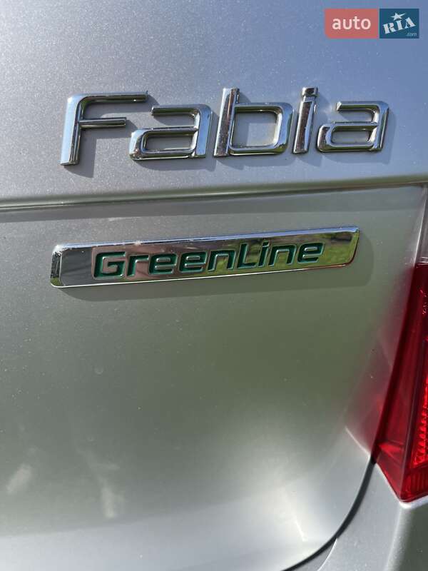 Универсал Skoda Fabia 2011 в Новояворовске