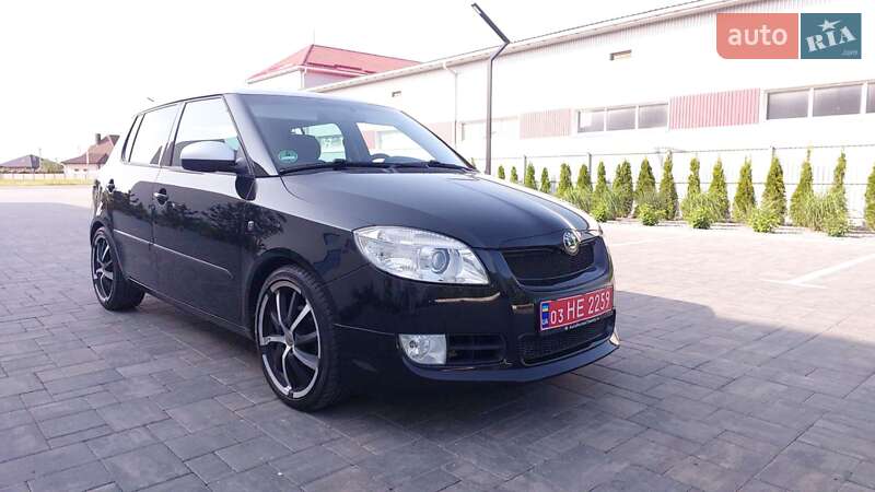 Хетчбек Skoda Fabia 2009 в Луцьку