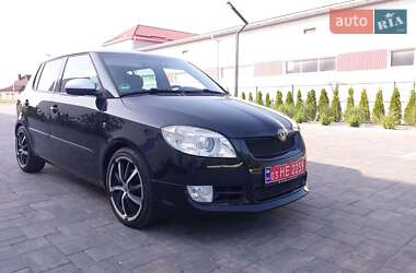 Хэтчбек Skoda Fabia 2009 в 