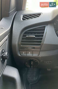 Хетчбек Skoda Fabia 2015 в 