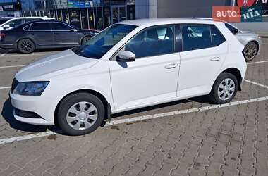 Хэтчбек Skoda Fabia 2017 в Киеве